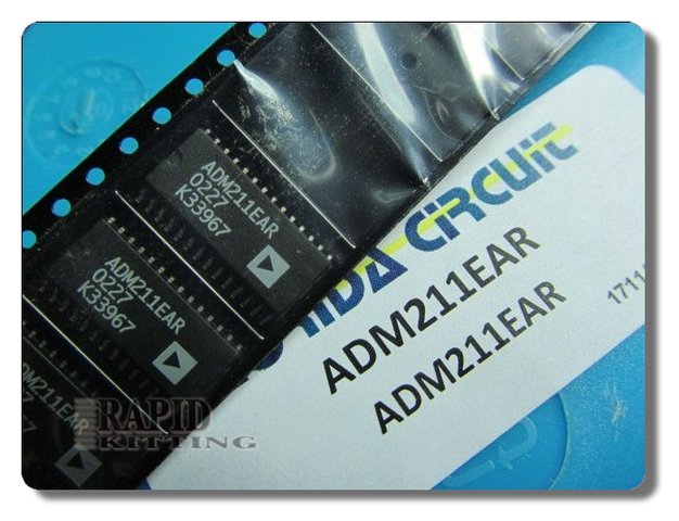 ADM211EAR