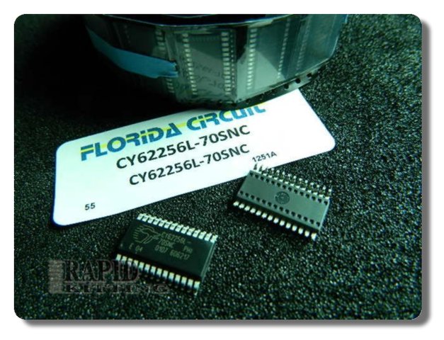 CY62256L-70SNC