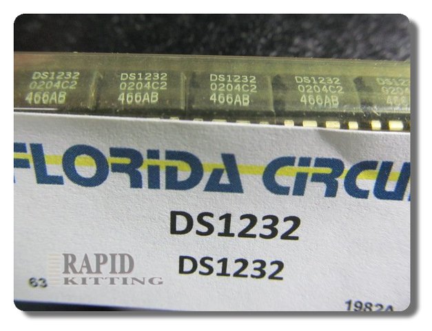 DS1232