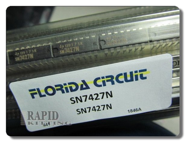 SN7427N
